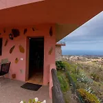 Vulcano Daire Costa Adeje